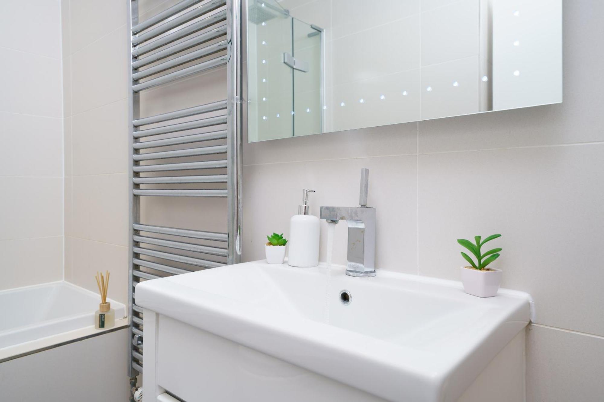 En-Suite Room In Zone 1 London Luaran gambar